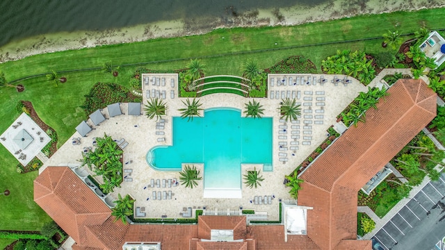 8660 W Parkland Bay Trl, Parkland, FL 33076 - bird's eye view of a pool area