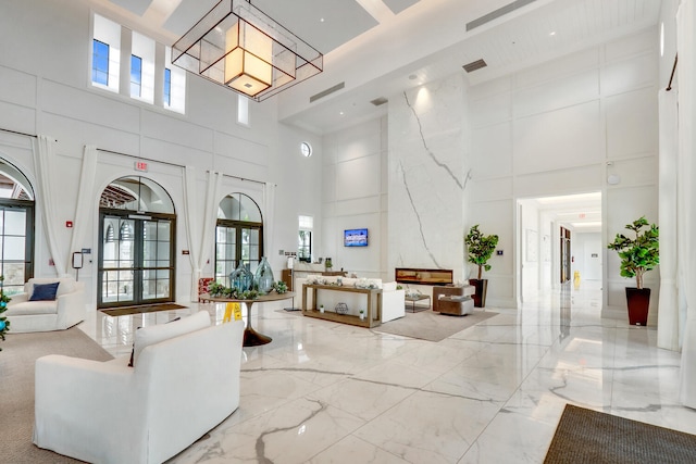 8660 W Parkland Bay Trl, Parkland, FL 33076 - common area featuring a high ceiling