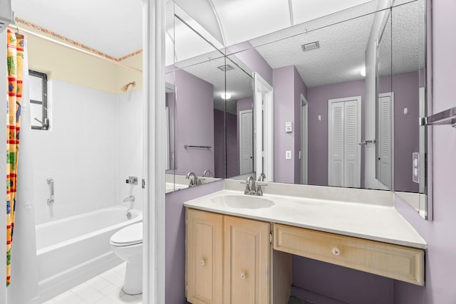 4731 Storkwood Ln Unit A, Boynton Beach, FL 33436 - bathroom with shower / bath combo, toilet, vanity, a closet, and tile patterned flooring