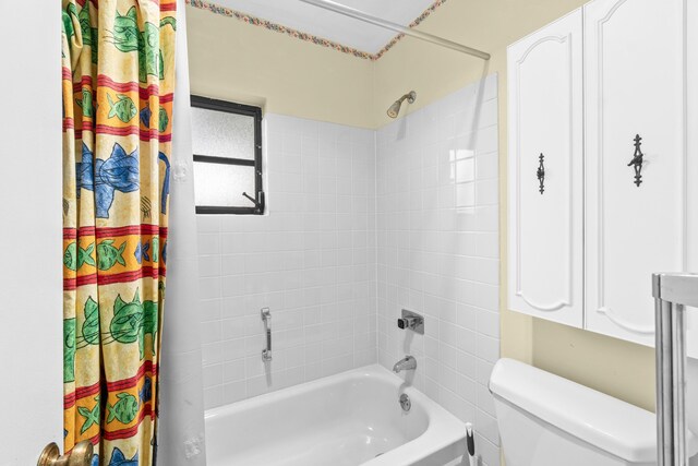 4731 Storkwood Ln Unit A, Boynton Beach, FL 33436 - full bathroom with shower / bath combo with shower curtain and toilet