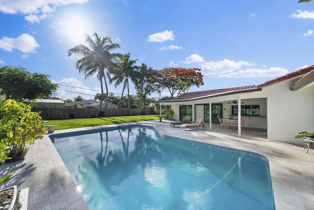 1318 NW 4th St, Boca Raton, FL 33486 - view of pool featuring a ceiling fan and a patio area