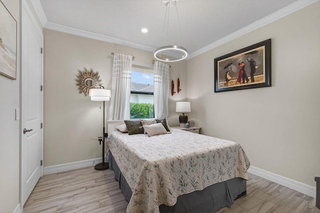 11620 Sally Ann Dr, Palm Beach Gardens, FL 33412 - bedroom featuring ornamental molding, light wood finished floors, baseboards, and recessed lighting