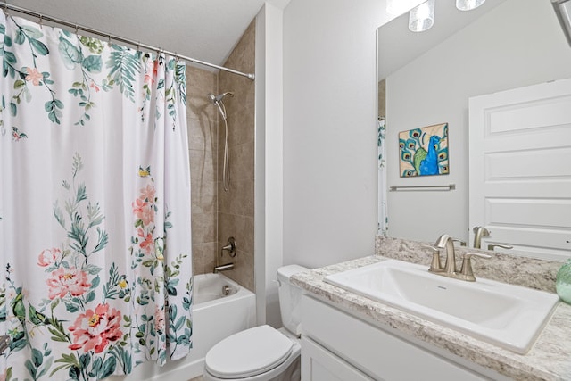 5309 Vespera St, Fort Pierce, FL 34951 - full bath with vanity, toilet, and shower / bathtub combination with curtain
