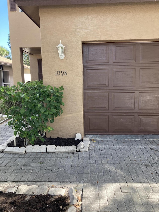 1098 Winding Rose Way, West Palm Beach, FL 33415 - garage with driveway