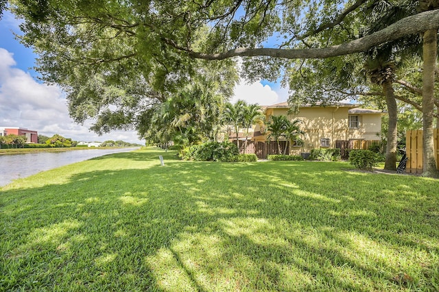 2934 SW 22nd Cir Unit 12A, Delray Beach, FL 33445 - view of yard featuring a water view