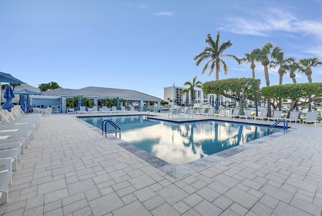2667 N Ocean Blvd Unit I612, Boca Raton, FL 33431 - community pool with a patio area