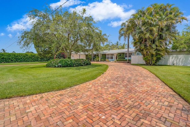 4040 Gem Lake Dr, Glen Ridge, FL 33406 - view of front of home featuring decorative driveway