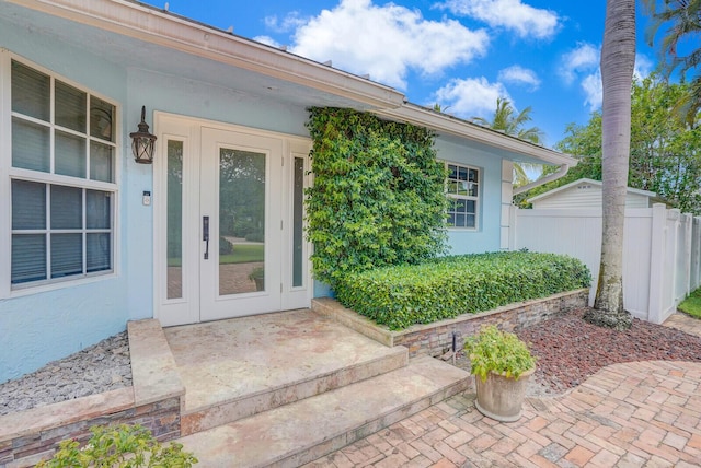 4040 Gem Lake Dr, Glen Ridge, FL 33406 - entrance to property featuring stucco siding