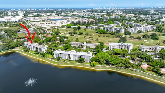 2751 N Palm Aire Dr Unit 304, Pompano Beach, FL 33069 - view of property location featuring a large body of water and nearby urban area