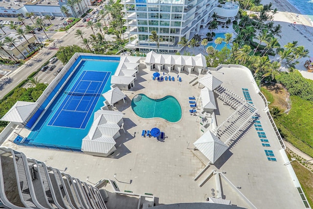 16711 Collins Ave Unit 1906, Sunny Isles Beach, FL 33160 - bird's eye view of a pool area