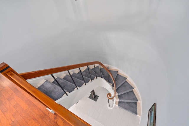 6460 SE Harbor Cir, Stuart, FL 34996 - view of staircase