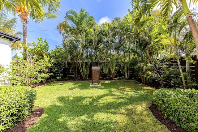 230 Princeton Dr, Lake Worth Beach, FL 33460 - view of yard