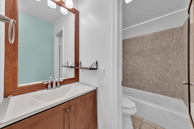180 Cypress Club Dr Unit 813, Pompano Beach, FL 33060 - bathroom featuring toilet and shower / tub combination