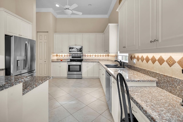 6908 Adriano Dr, Boynton Beach, FL 33437 - kitchen featuring stainless steel appliances, a sink, crown molding, stone counters, and a ceiling fan