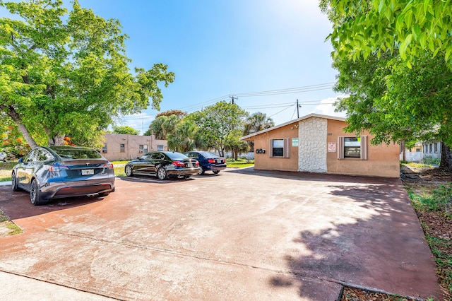 928 S H St Unit 1, Lake Worth, FL 33460 - view of uncovered parking lot