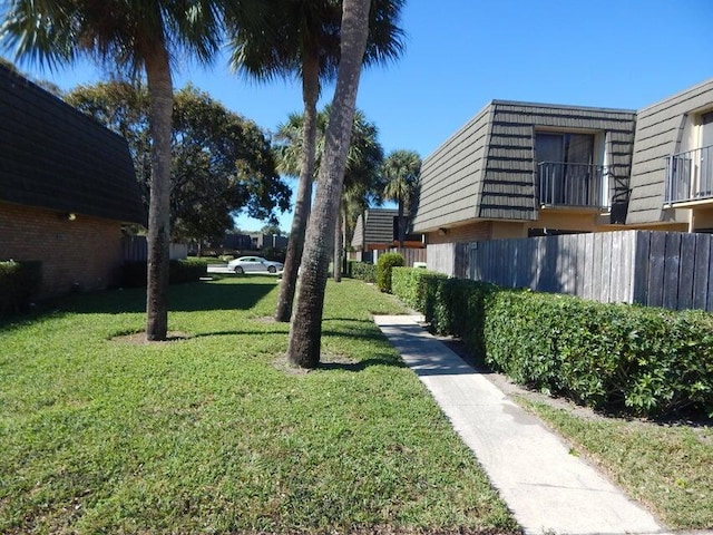 3721 37th Way, West Palm Beach, FL 33407 - view of green lawn