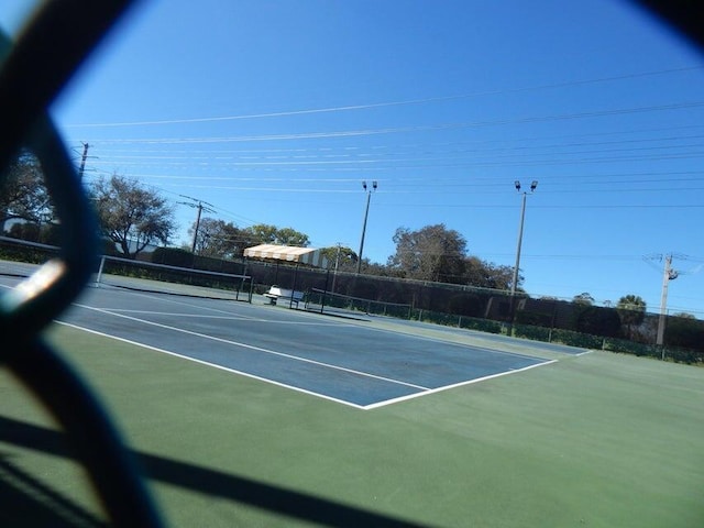 3721 37th Way, West Palm Beach, FL 33407 - view of tennis court