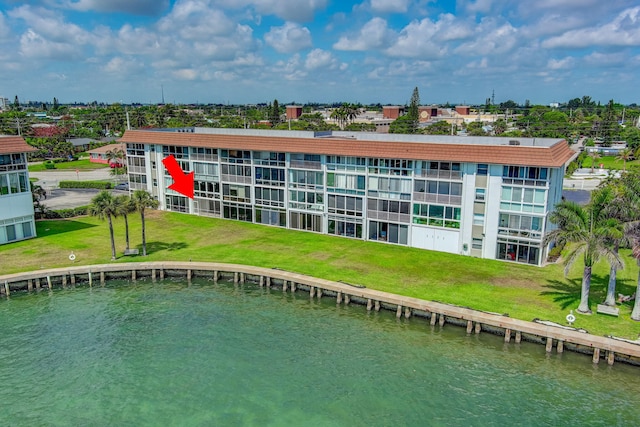 2936 Lake Shore Dr Unit 108, Riviera Beach, FL 33404 - exterior space featuring a water view