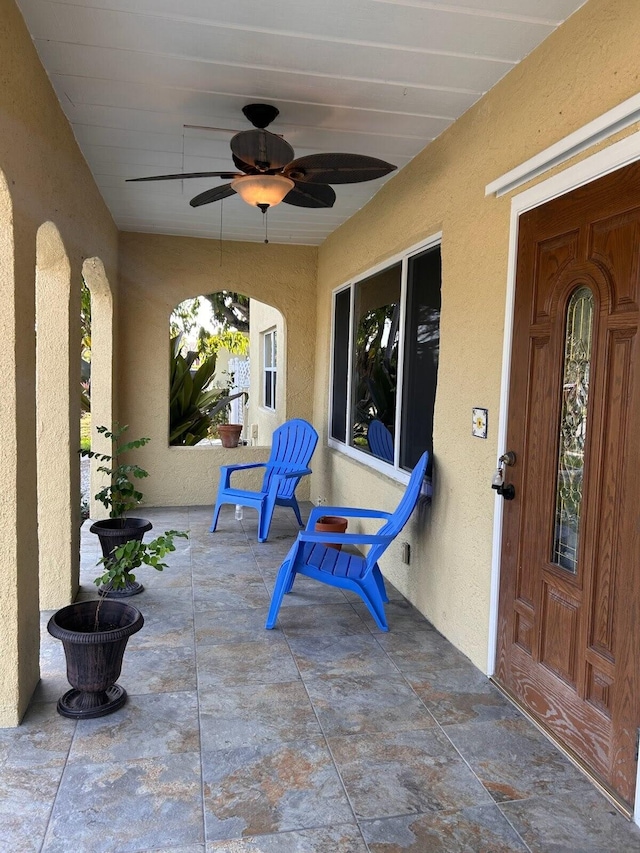 811 Hunter St, West Palm Beach, FL 33405 - view of patio with ceiling fan