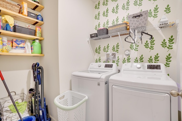 2431 Crowned Eagle Cir SW, Vero Beach, FL 32962 - laundry area with washer and dryer