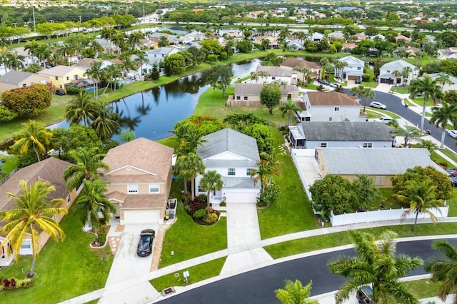 6321 Lansdowne Cir, Boynton Beach, FL 33472 - aerial view of residential area featuring a large body of water