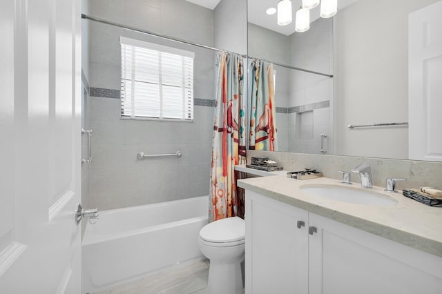 9350 Eden Roc Ct, Delray Beach, FL 33446 - full bath with vanity, shower / bath combo with shower curtain, and toilet