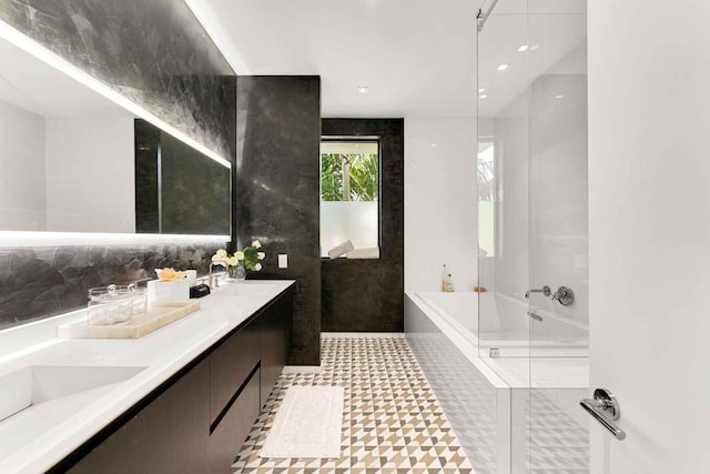 121 2nd Dilido Ter Share B, Unit Share B, Miami Beach, FL 33139 - full bathroom featuring a garden tub and double vanity