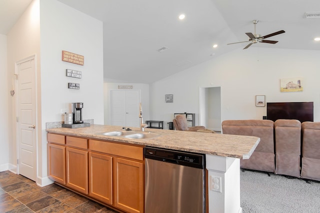 517 SW Cherryhill Rd, Port Saint Lucie, FL 34953 - kitchen featuring dishwasher, open floor plan, a peninsula, ceiling fan, and vaulted ceiling