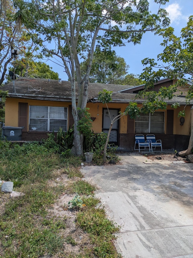 3900 Kenas St, West Palm Beach, FL 33403 - view of front of property with brick siding