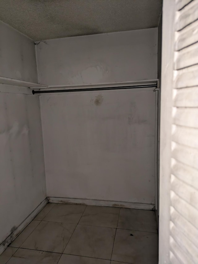3900 Kenas St, West Palm Beach, FL 33403 - view of spacious closet