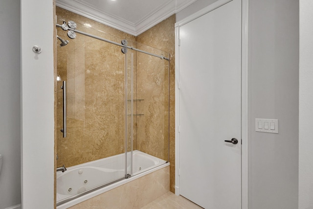 101 Sedona Way, Palm Beach Gardens, FL 33418 - bathroom with crown molding and a combined bath / shower with jetted tub