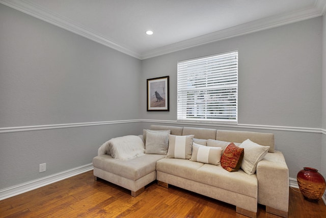 101 Sedona Way, Palm Beach Gardens, FL 33418 - living room featuring ornamental molding, wood finished floors, baseboards, and recessed lighting