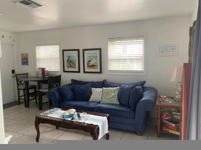 723 N Federal Hwy, Lake Worth Beach, FL 33460 - living area featuring light tile patterned floors