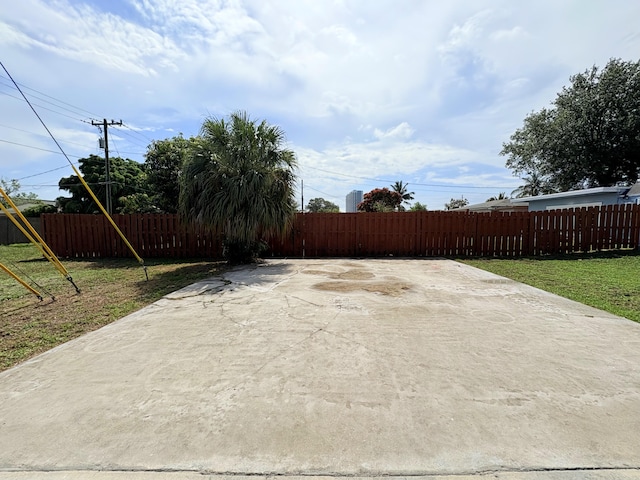 307 4th St, Lake Park, FL 33403 - view of patio / terrace