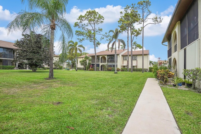 331 Knotty Pine Cir Unit C-1, Greenacres, FL 33463 - view of green lawn