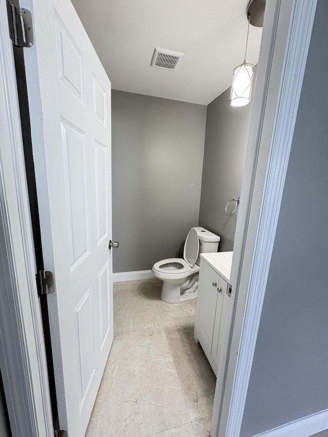 324W W 5th Ter, Pahokee, FL 33476 - bathroom with vanity and toilet