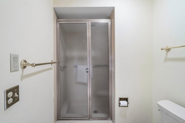 16703 Hidden Cove Dr, Jupiter, FL 33477 - bathroom with a stall shower and toilet
