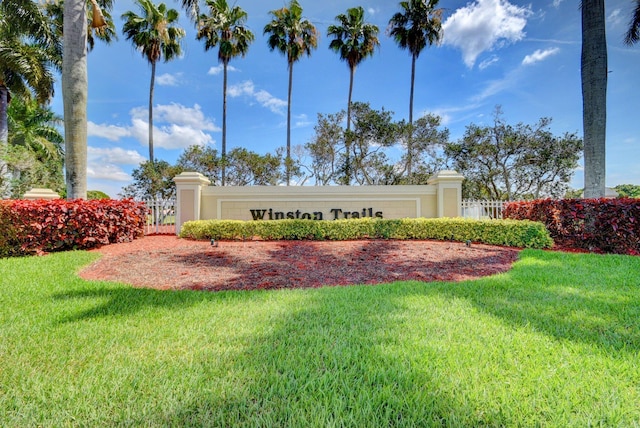5630 Eagle Trace Ct, Lake Worth, FL 33463 - view of community / neighborhood sign