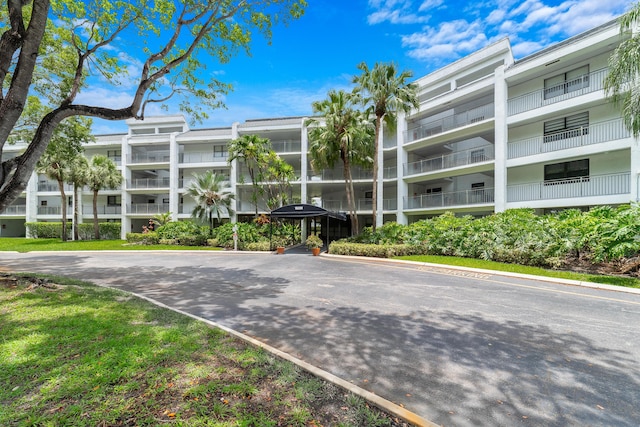 16091 Blatt Blvd Unit 302, Weston, FL 33326 - view of apartment building / complex