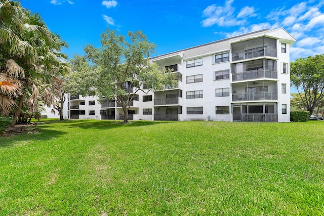 16091 Blatt Blvd Unit 302, Weston, FL 33326 - view of apartment building / complex
