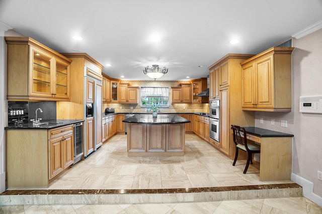 434 NW 7th Ave, Boca Raton, FL 33486 - kitchen featuring beverage cooler, a sink, recessed lighting, decorative backsplash, and a kitchen island