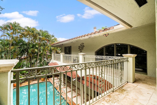 434 NW 7th Ave, Boca Raton, FL 33486 - balcony with view of pool