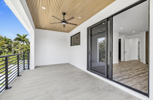 1233 NE 12th Ave Unit A, Fort Lauderdale, FL 33304 - balcony featuring a ceiling fan