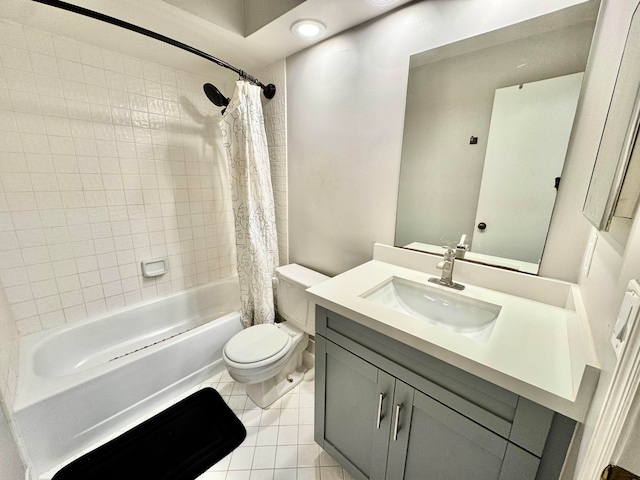 15015 SW 49th Ln Unit A-113, Miami, FL 33185 - bathroom featuring vanity, toilet, shower / bath combo, and tile patterned flooring