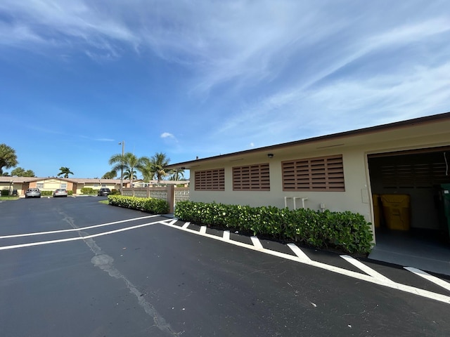 2802 Crosley Dr W Unit D, West Palm Beach, FL 33415 - view of uncovered parking lot