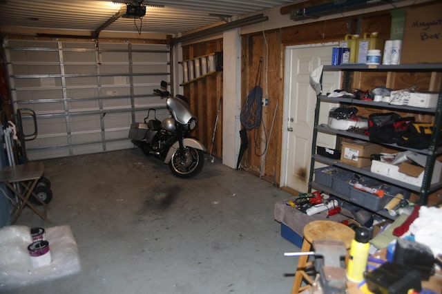 864 SE Tierra Ct, Port Saint Lucie, FL 34983 - garage with a garage door opener