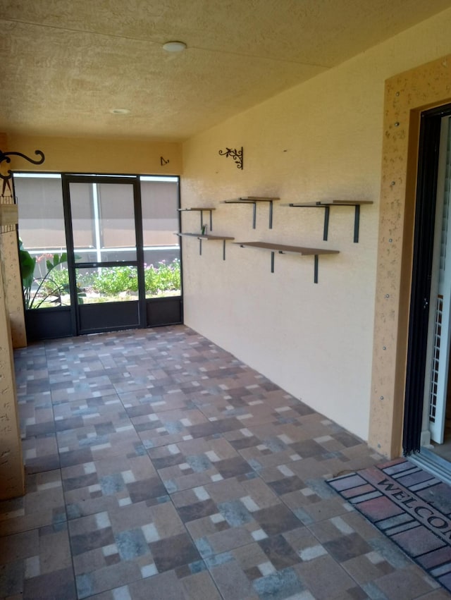 2 Antigua Ln, Port Saint Lucie, FL 34952 - view of patio / terrace