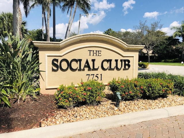7535 Tarpon Cove Cir, Lake Worth, FL 33467 - view of community sign