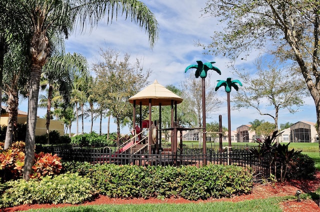 7535 Tarpon Cove Cir, Lake Worth, FL 33467 - view of communal playground