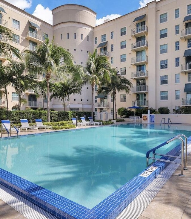 610 Clematis St Unit 336, West Palm Beach, FL 33401 - view of community pool